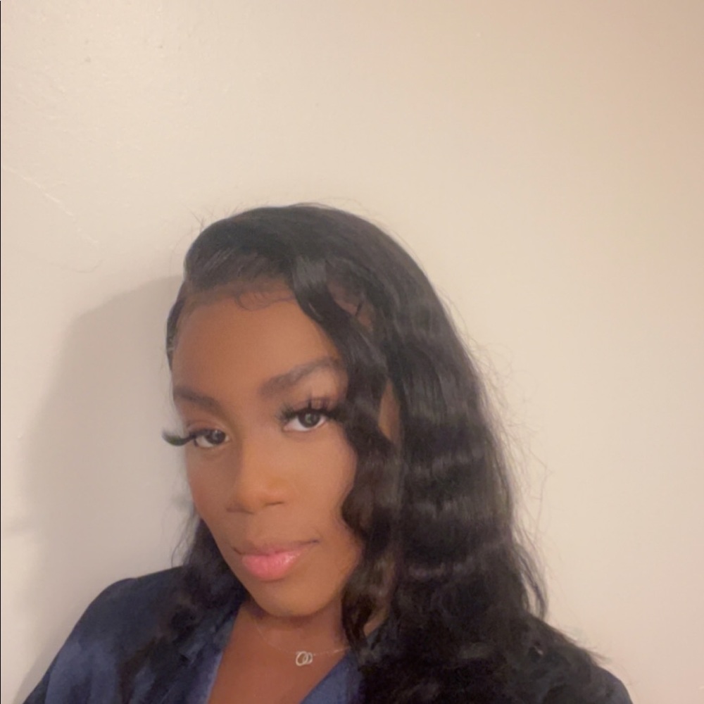 Meet your Posher, Chrishtian